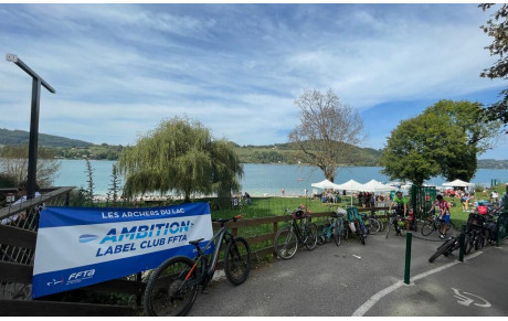 Tir à l'arc et vélo avec le Département de l'Isère